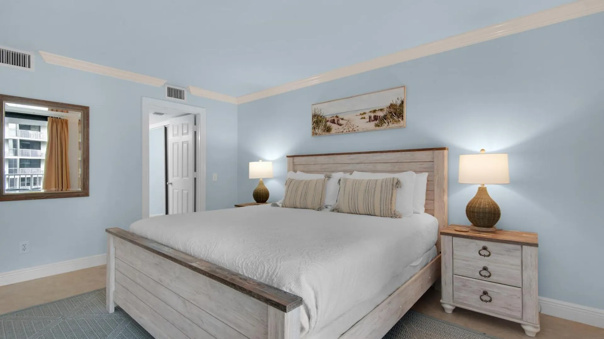 Perch At Mainsail - Gorgeous Beachfront Destin Condo